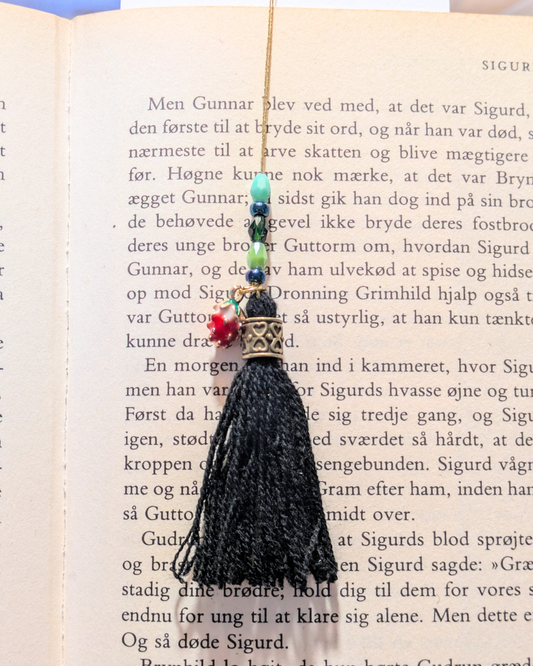 Witchy Bookshelf - Bookmark